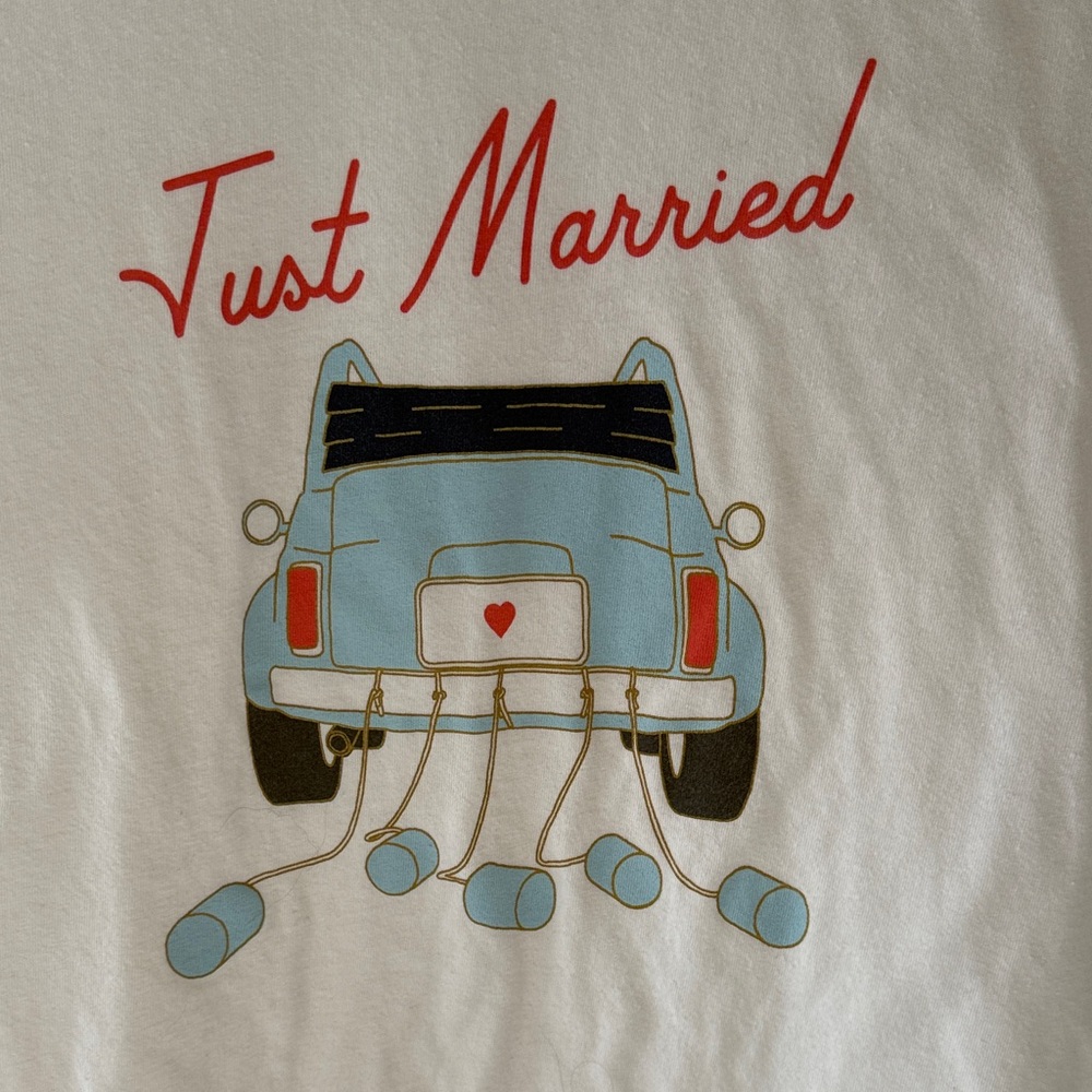 Old Navy White 'Just Married' Kids T-Shirt - Picture 4 of 5